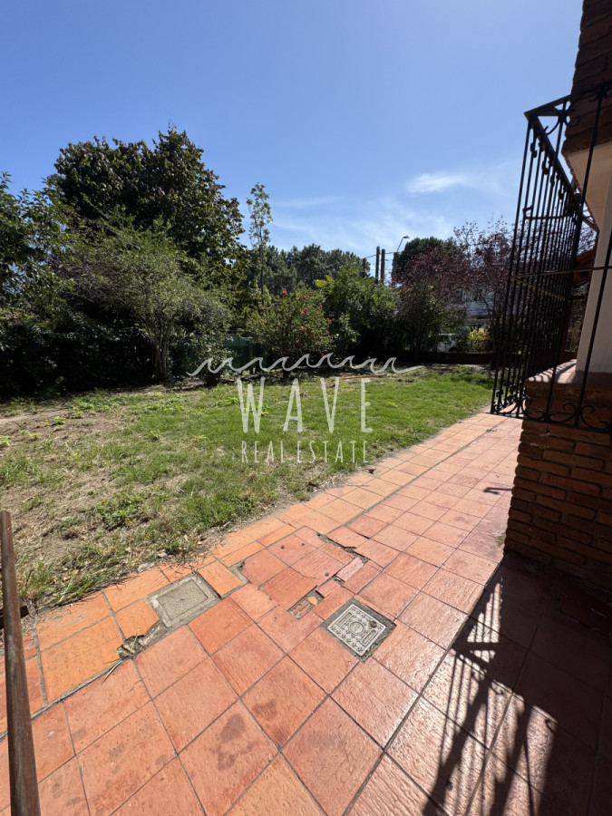 Casa ID.4809 - Maldonado, Casa en Alquiler Anual zona colegios. 2 dormitorios.