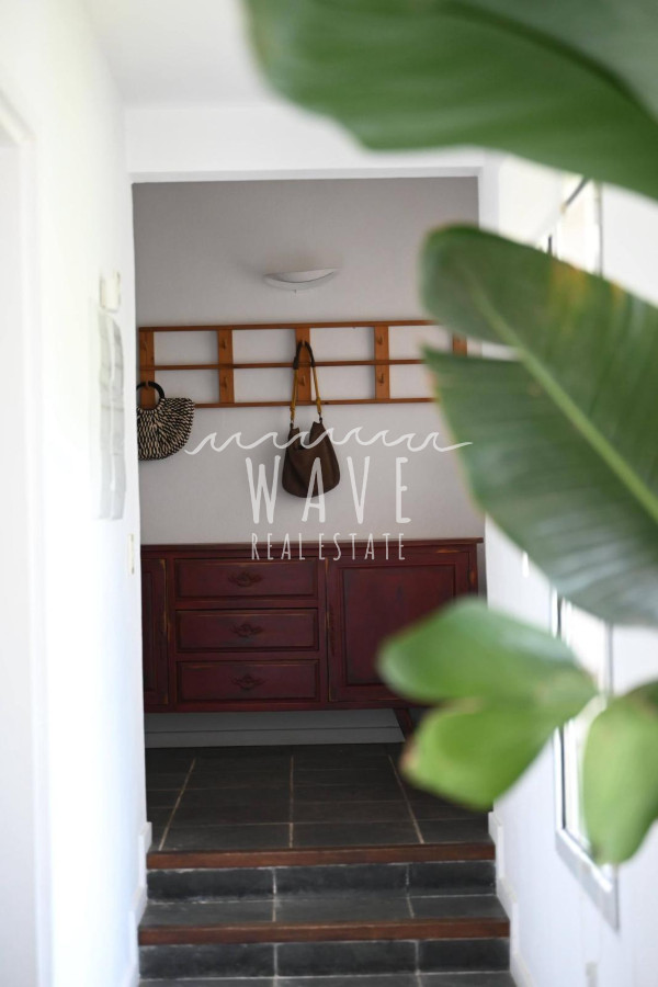 Casa ID.4664 - La Barra, a 5 minutos de todo, en entorno de chacras, 4 dormitorios, piscina, gran jardín.