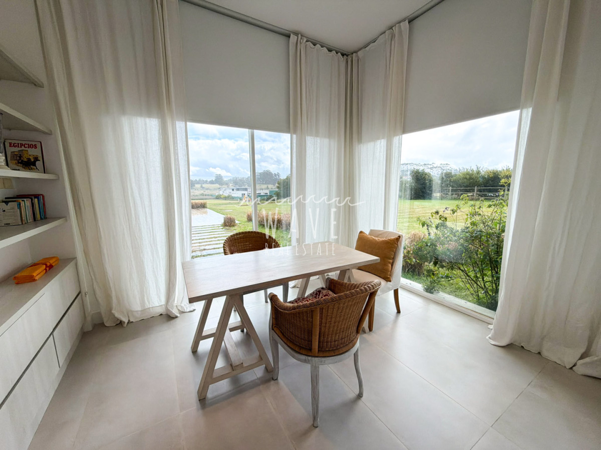 Casa ID.6136 -  Espectacular residencia de 6 suites en Laguna Estates | 5.000 m² de terreno y vista a Laguna Blanca