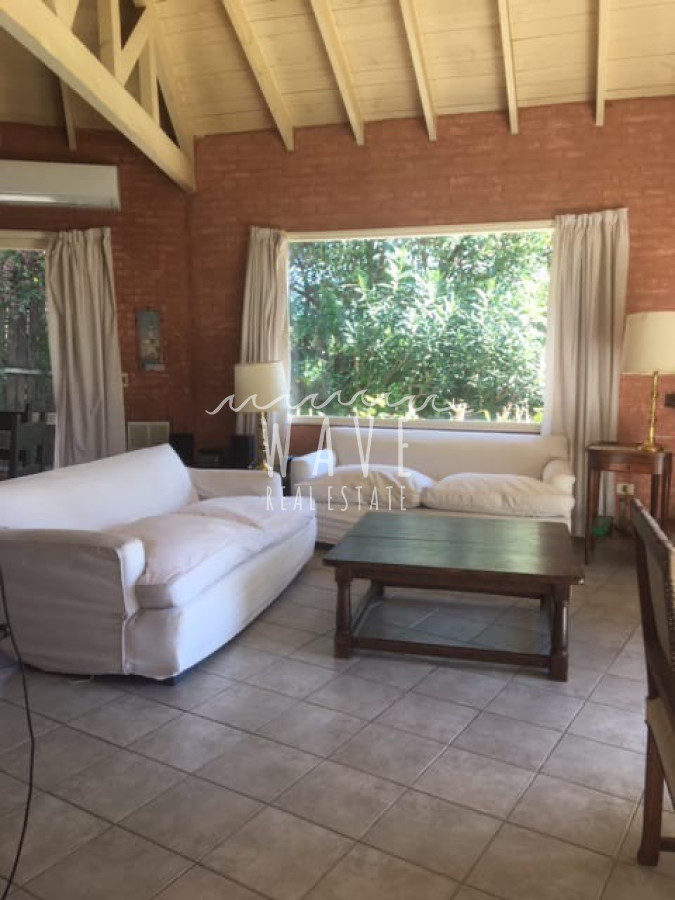 Casa ID.3955 - Venta Casa Barrio Privado, Punta del Este 