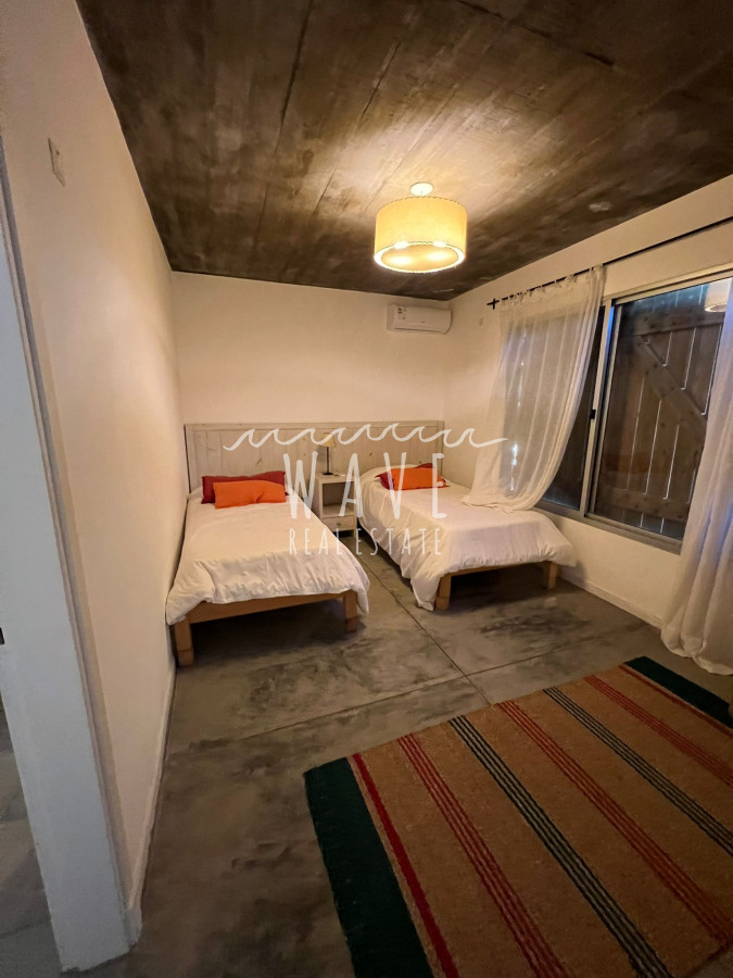 Casa ID.888 - El Chorro a metros del mar, 4 dormitorios, playroom, terrazas con vista, piscina.