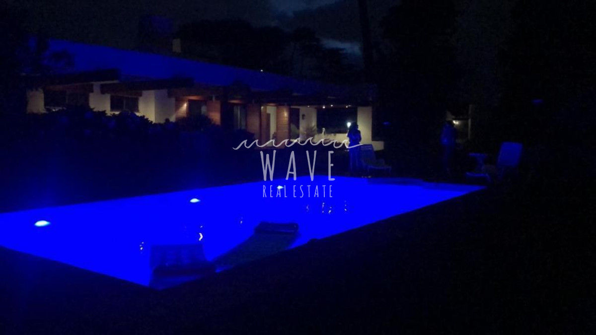 Casa ID.4289 - Moderna casa en alquiler temporal playa mansa 