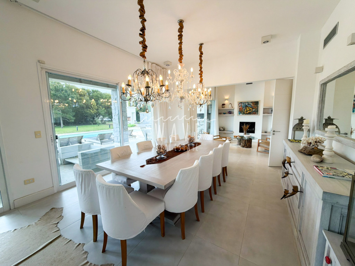 Casa ID.6136 -  Espectacular residencia de 6 suites en Laguna Estates | 5.000 m² de terreno y vista a Laguna Blanca