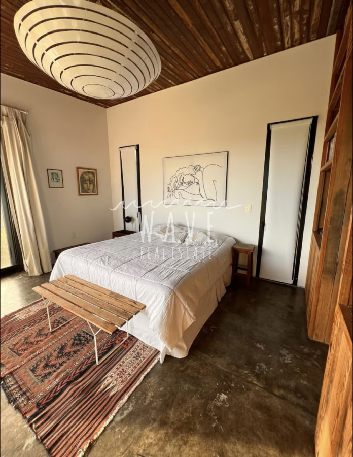 Casa ID.5210 - Venta de casa de 5 dormitorios en Punta Piedras, Manantiales