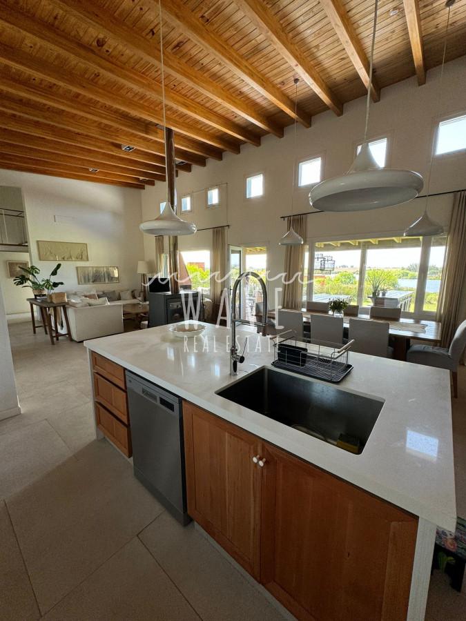 Casa ID.4563 - Alquiler de verano ,  espectacular casa de 5 dormitorios en barrio privado, Pueblo mio Manantiales 