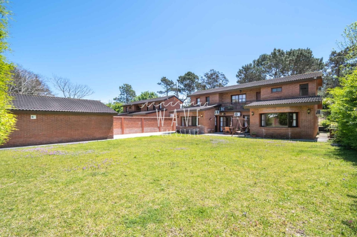 Casa ID.4628 - Alquiler espectacular casa en Beverly Hills, Punta del Este 