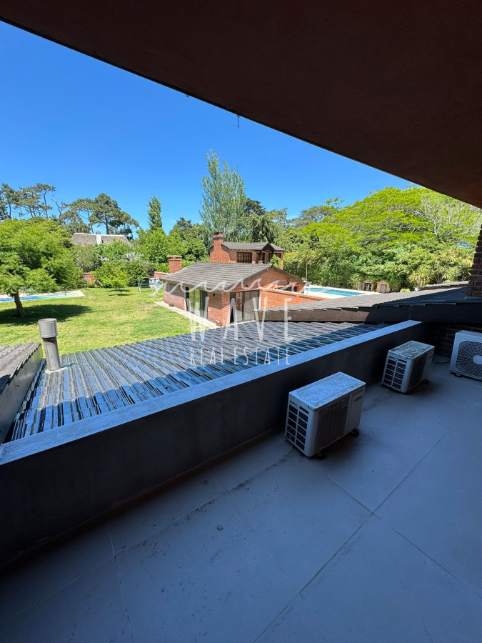 Casa ID.4628 - Alquiler espectacular casa en Beverly Hills, Punta del Este 