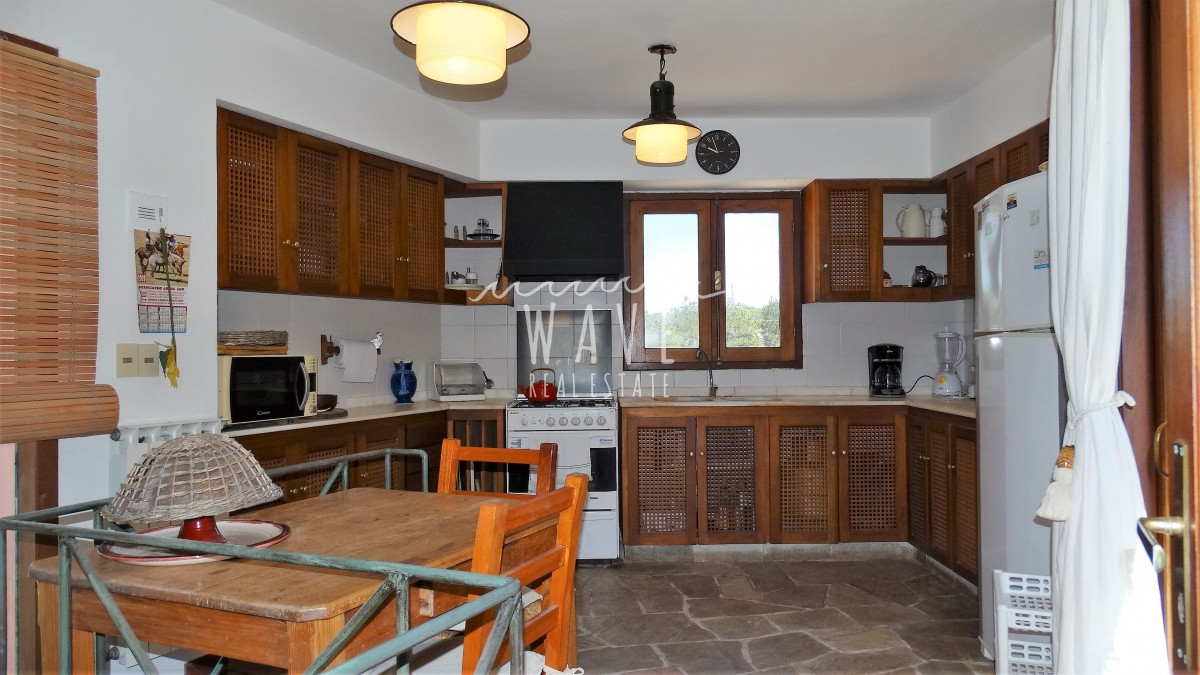 Casa ID.887 - Alquiler Temporal de Verano, Casa con 3 dormitorios en El Chorro, frente a la Playa