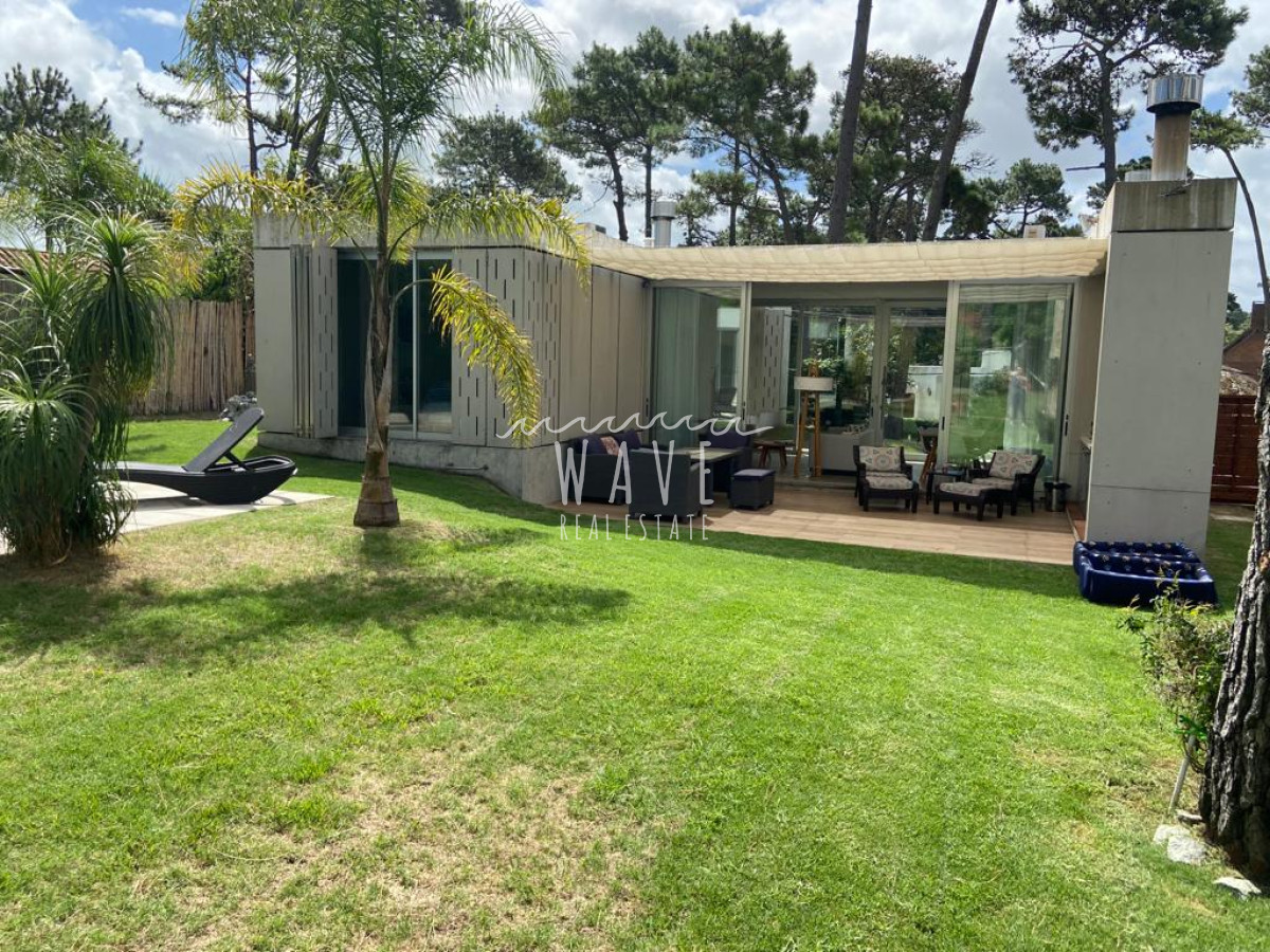 Casa ID.1433 - Casa Minimalista en Pinares Punta del Este con piscina