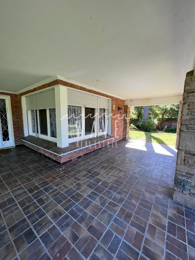 Casa ID.3898 - Casa en alquiler temporal en Golf, inmejorable ubicación, 5 dormitorios y servicio