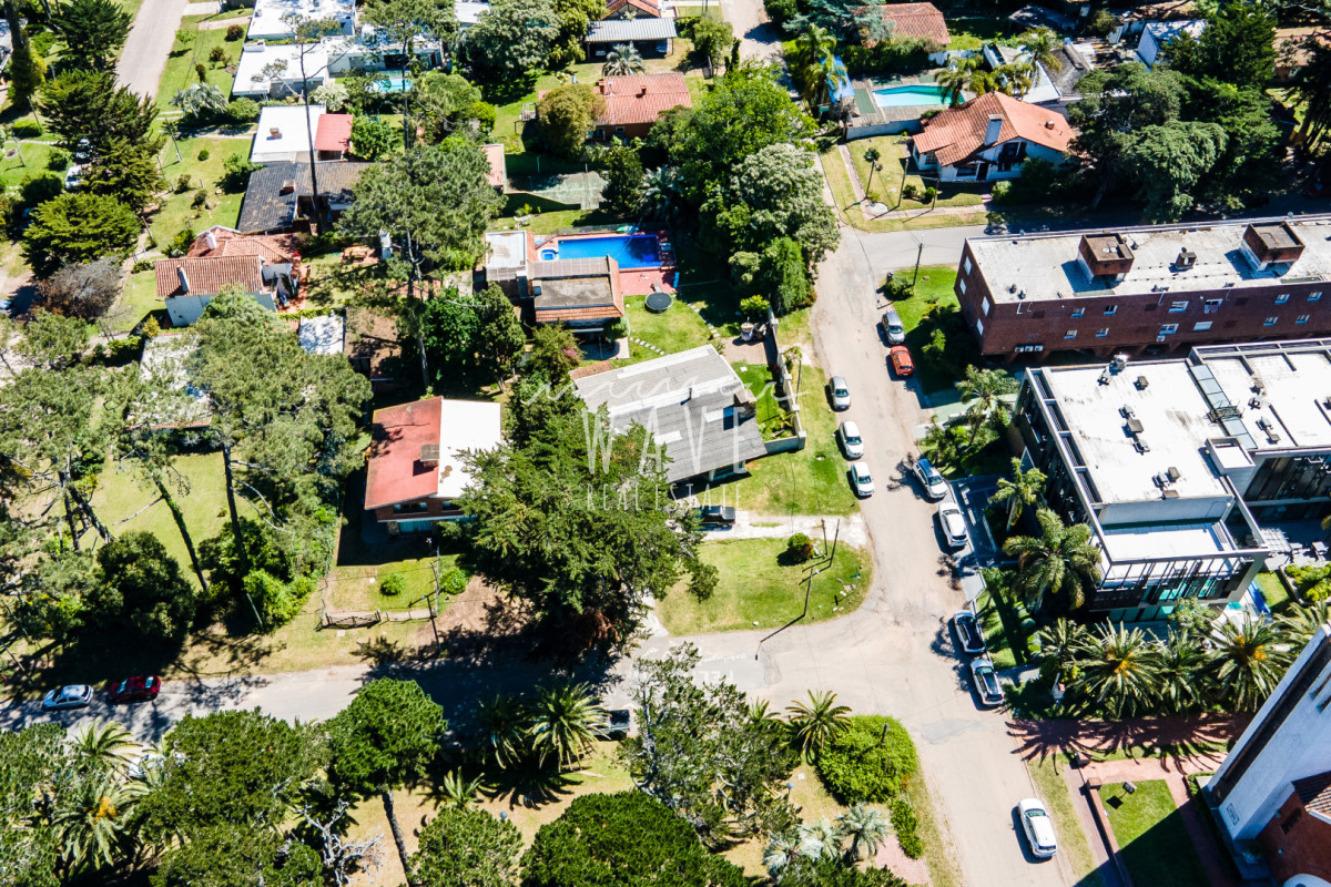 Casa ID.5035 - Alquiler temporal Casa San Rafael Punta del Este, 8 suites, 200 mts del mar! 
