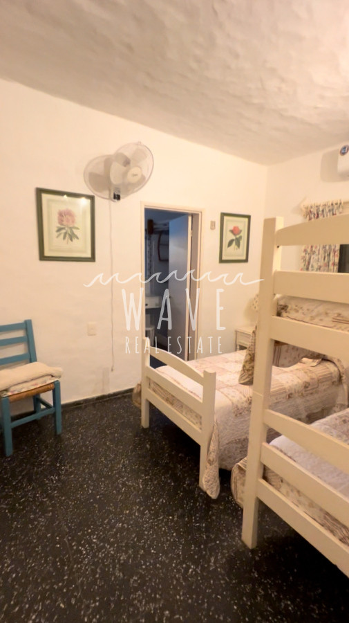 Casa ID.1040 - Alquiler Temporal La Barra, zona céntrica, a 1 cuadra Ruta 10, Ideal familias numerosas.