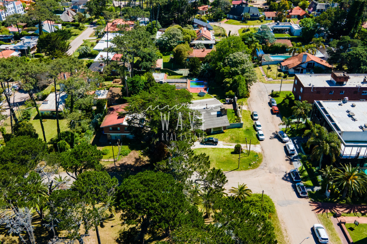 Casa ID.5035 - Alquiler temporal Casa San Rafael Punta del Este, 8 suites, 200 mts del mar! 