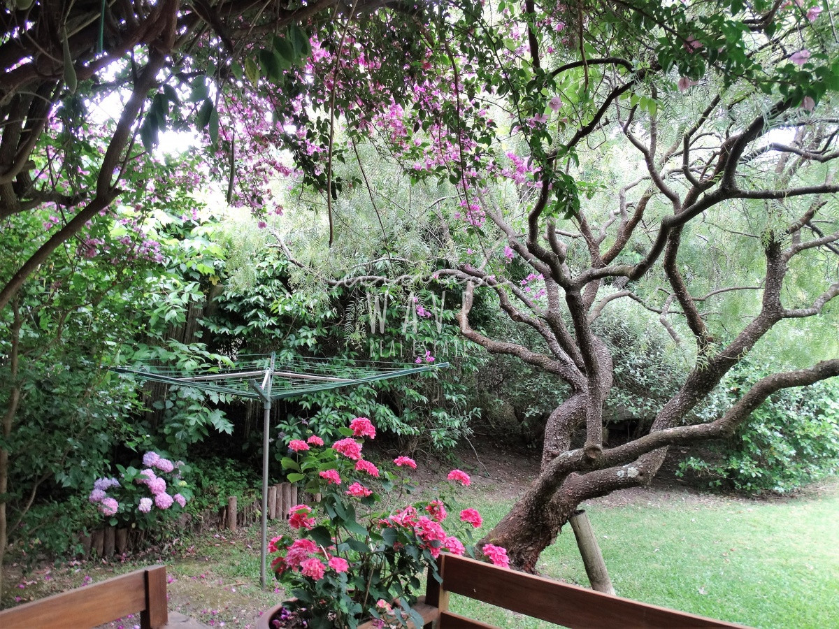 Casa ID.885 - VENTA DE CASA DE 4 DORMITORIOS CON PISCINA EN LA BARRA, PUNTA DEL ESTE.