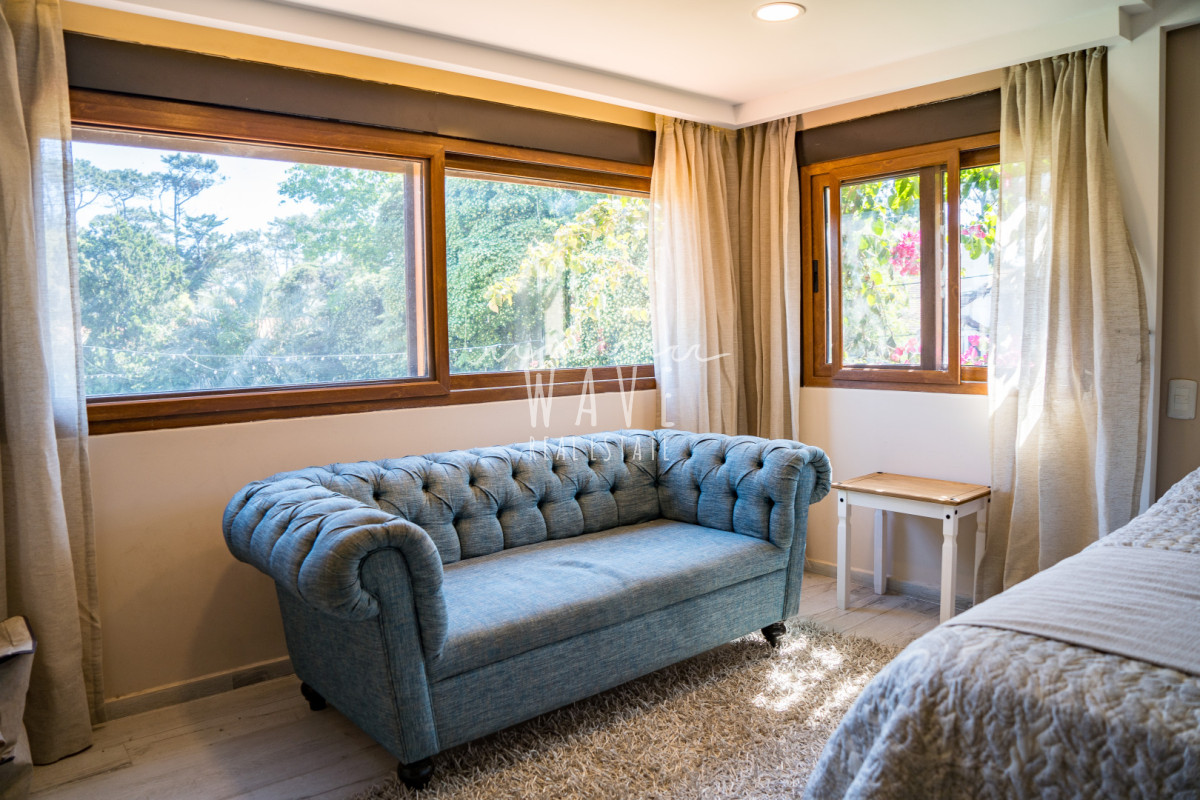 Casa ID.5035 - Alquiler temporal Casa San Rafael Punta del Este, 8 suites, 200 mts del mar! 