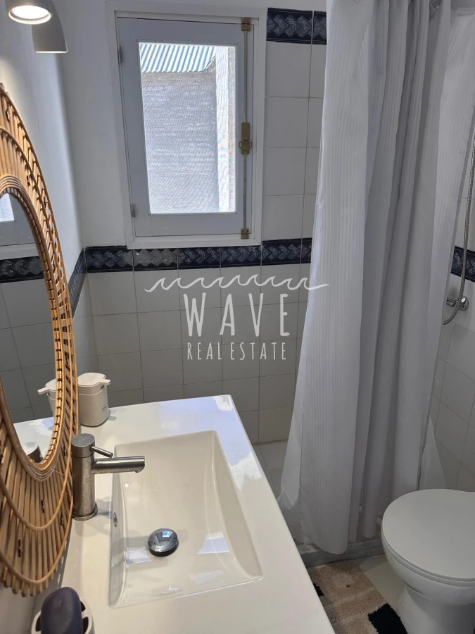 Casa ID.5036 - Venta de Casa de 6 dormitorios en Balneario Buenos Aires, con piscina