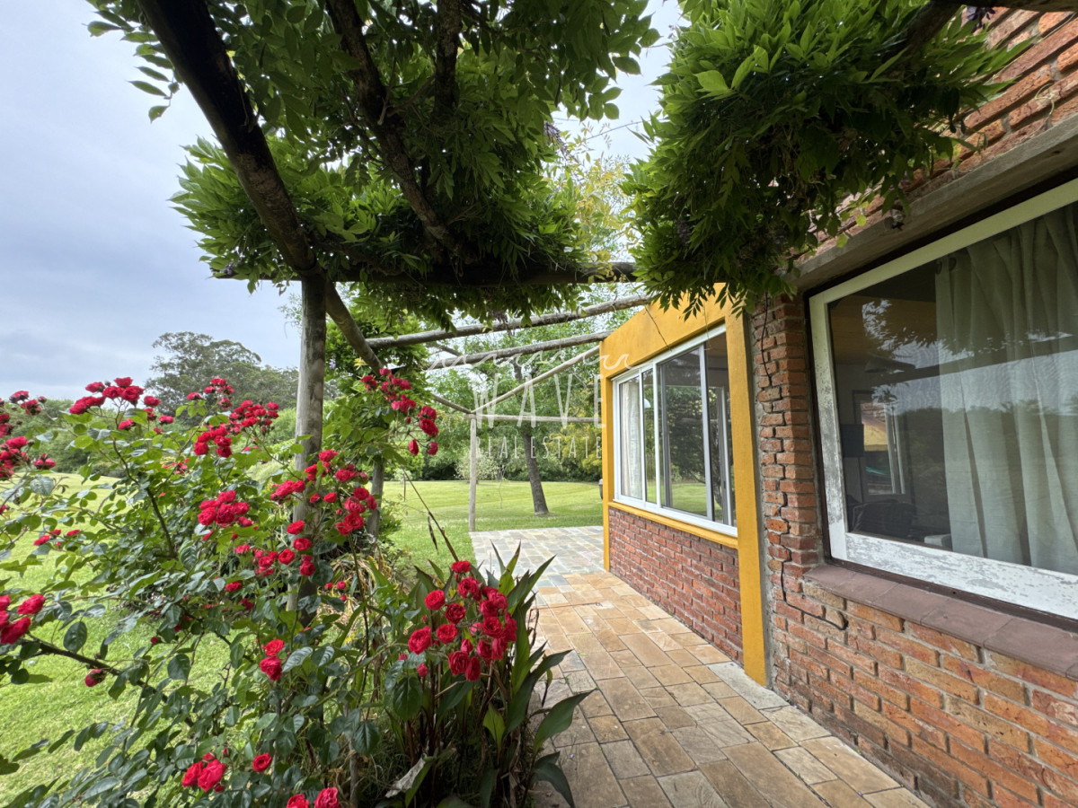 Casa ID.5037 - Venta, Casa de 3 dormitorios en Camino Lussich, Maldonado