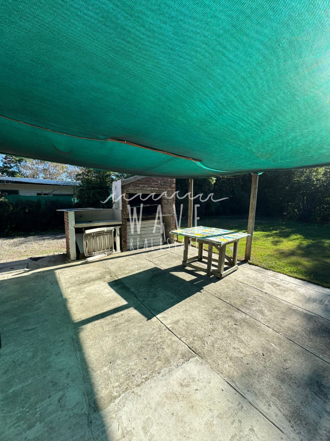 Casa ID.4730 - Alquiler Invernal, Casa en La Barra, 3 dormitorios, a solo dos cuadras del Arroyo