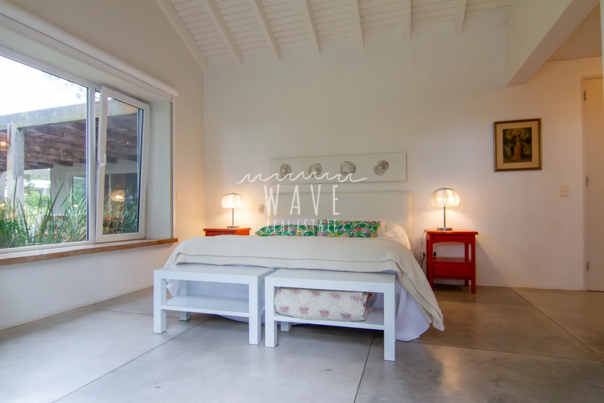 Casa ID.6135 - Venta Alquiler Casa 4 dormitorios y servicio Pinar del Faro 