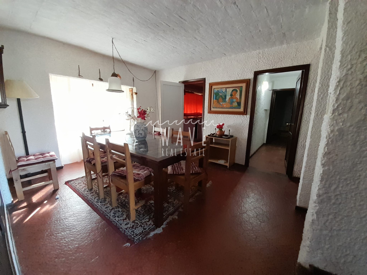 Casa ID.2120 - Casa de 3 dormitorios en Beverly Hills, Parada 8, Venta y Alquiler anual