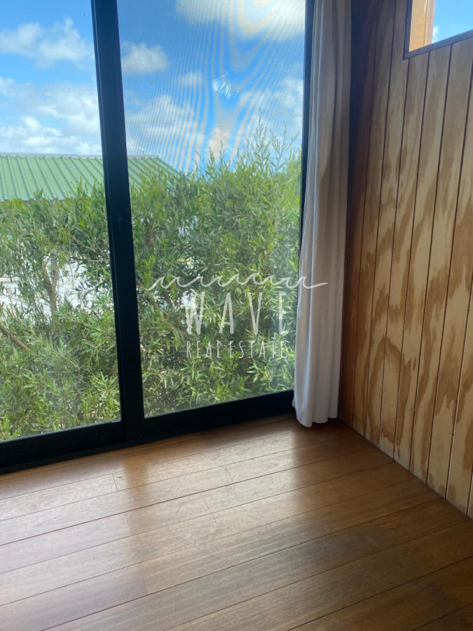 Casa ID.1633 - Alquiler de Verano, Casa de 2 dormitorios en Balneario Buenos Aires, 90 m2