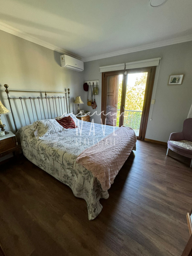 Casa ID.4608 - Mansa, Alquiler Temporada, 4 dormitorios, piscina climatizada. Disponible.