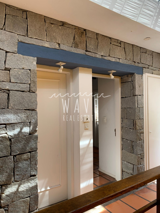 Casa ID.5166 - Espectacular casa a la venta en Montoya 