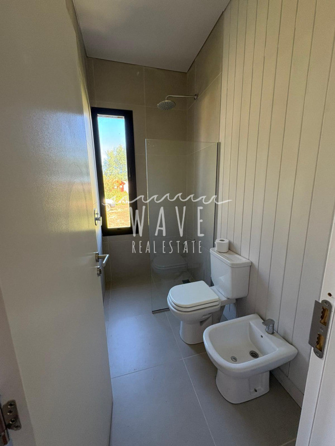 Casa ID.5014 - Casa en venta y en alquiler temporal en el tesoro 3 dormitorios