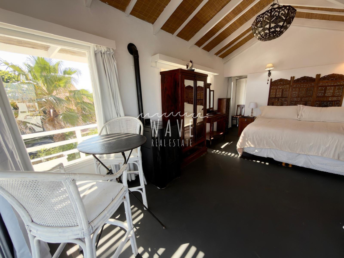 Casa ID.5952 - Alquiler temporada y venta casa 4 dormitorios a pasos del mar en la barra 