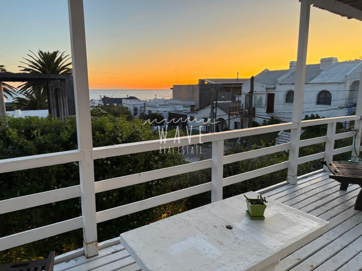 Casa ID.5952 - Alquiler temporada y venta casa 4 dormitorios a pasos del mar en la barra 