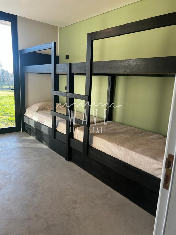 Casa ID.5606 - Venta de casa de 4 dormitorios en Barrio Privado El Quijote