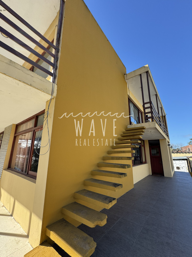 Casa ID.4905 - Venta de Apartamentos, de 2 y 3 dormitorios, en Las Delicias, a 4 cuadras de la Playa