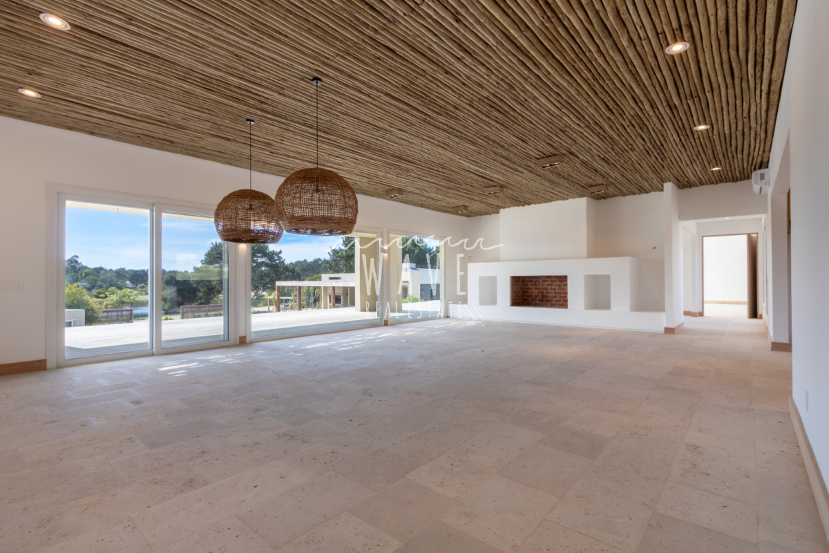 Casa ID.6148 - Venta Laguna Casa 6 dormitorios Laguna Escondida 