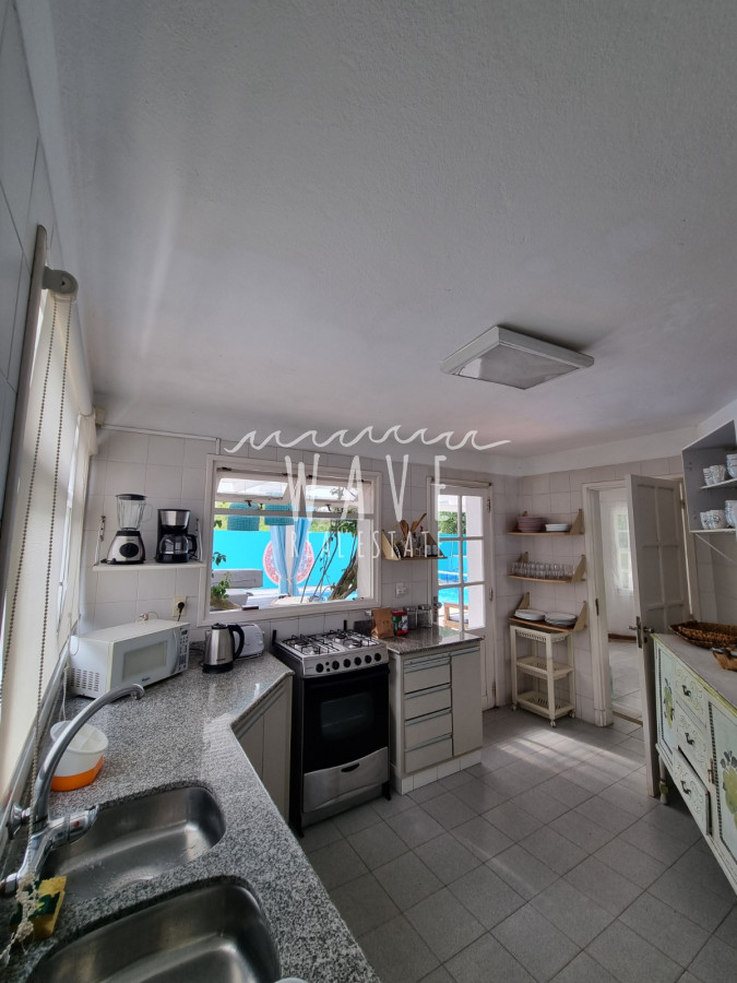 Casa ID.4093 - Casa en  Alquiler Temporal,La Barra, a 3 cuadras de la playa