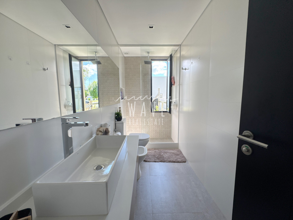 Casa ID.5126 - Venta, Casa de 3 dormitorios en Viñedos de la Tahona, Canelones