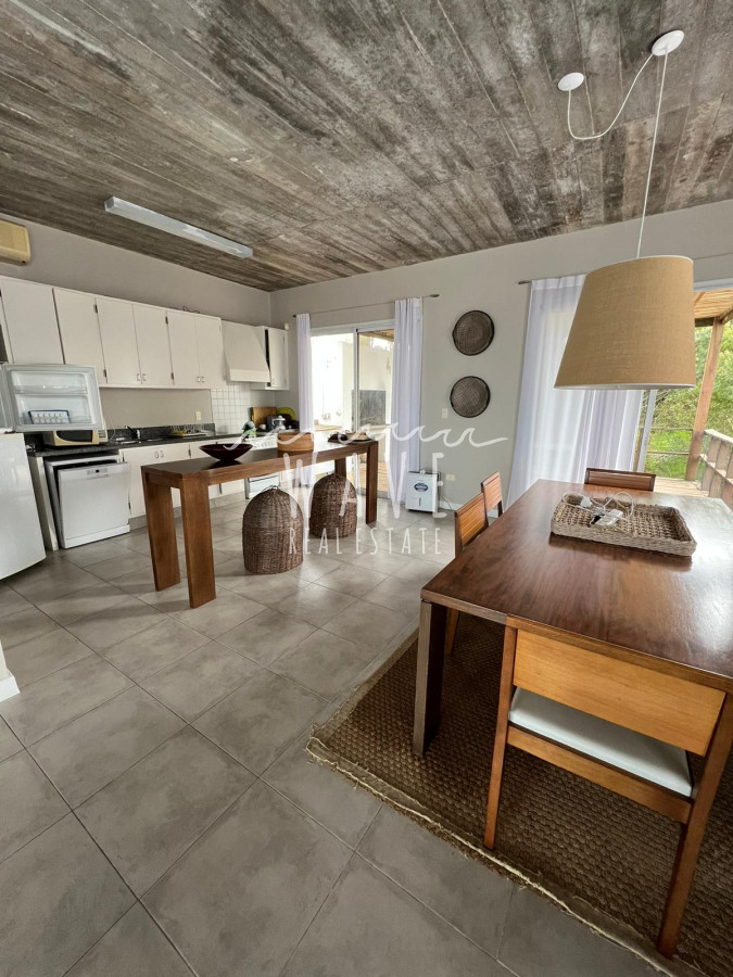 Casa ID.1463 - MONTOYA, disponible temporada. 3 suites. Vista al mar.