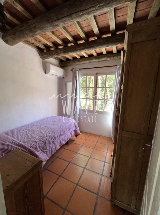 Casa ID.979 - MONTOYA, entorno natural, 5 dormitorios. Alquiler anual.