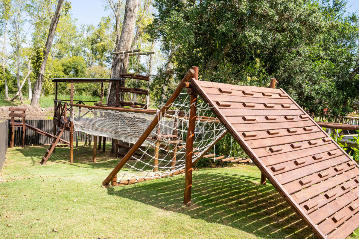 Casa ID.5413 - Venta Alquiler Casa 4 dormitorios Puerto Quetzal La Barra 