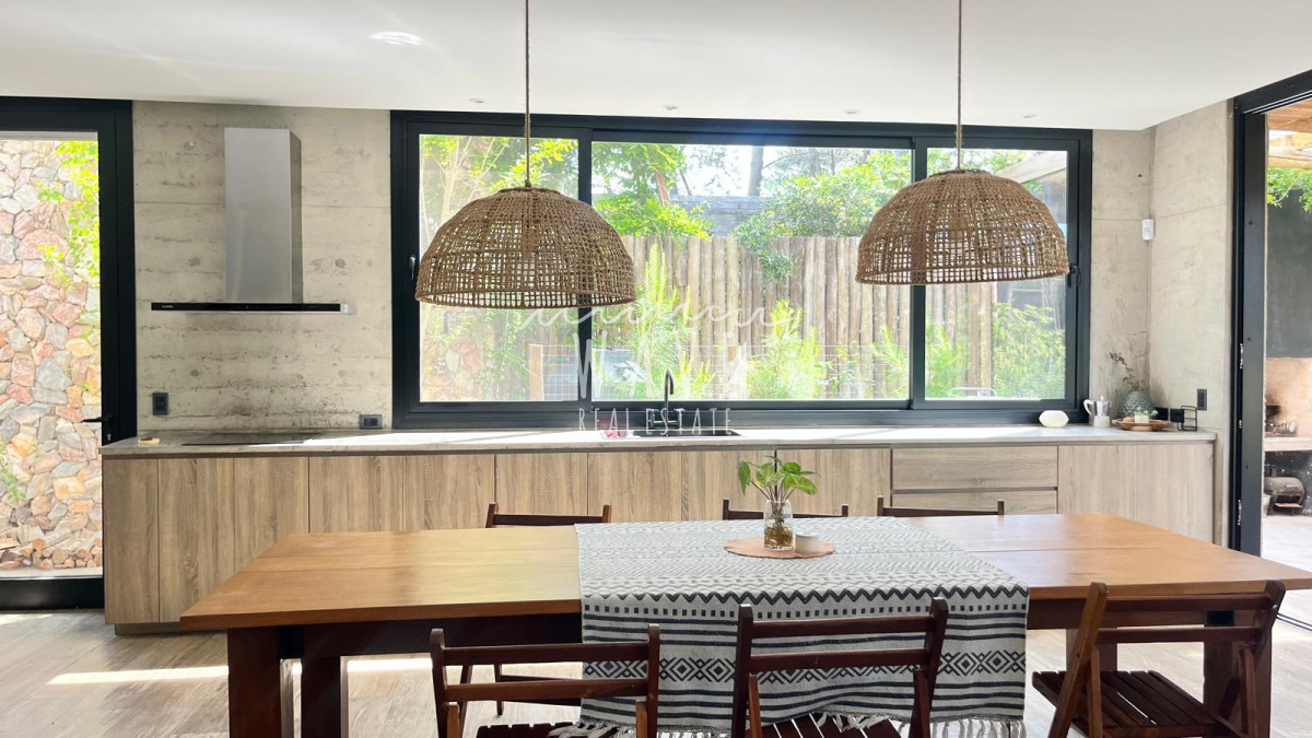 Casa ID.3846 - Montoya, casa nueva, 3 dormitorios, cerramiento perimetral.