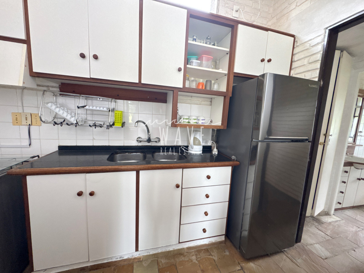 Casa ID.5037 - Venta, Casa de 3 dormitorios en Camino Lussich, Maldonado