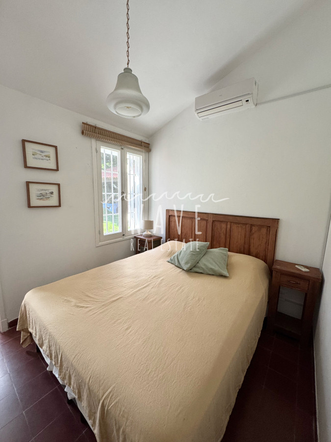Casa ID.4878 - Casa a la Venta, con 5 dormitorios en Punta del Este