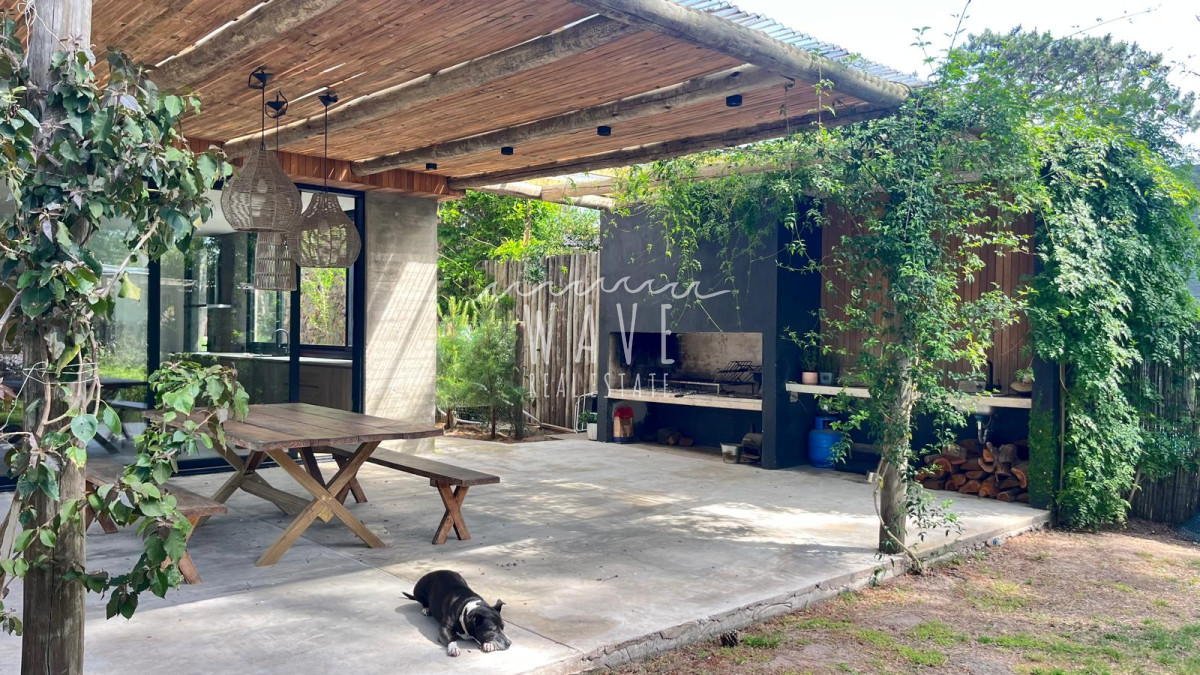 Casa ID.3846 - Montoya, casa nueva, 3 dormitorios, cerramiento perimetral.