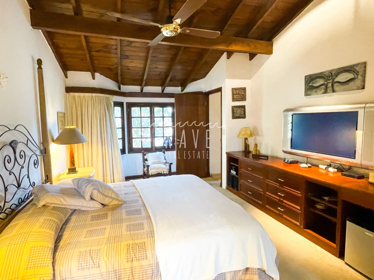 Casa ID.4349 - Alquiler y venta hermosa casa en playa mansa 