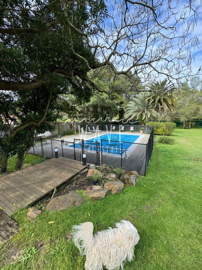 Casa ID.4484 - Brava, zona Torre del Agua, casa de 5 dormitorios y casa de huéspedes, en alquiler de verano