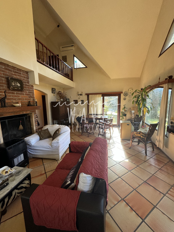 Casa ID.4420 - Casa en venta, Pinares, Punta del este
