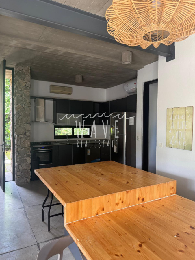 Casa ID.5443 - Venta de casa de 4 dormitorios en la venta en La Arbolada, Punta del Este