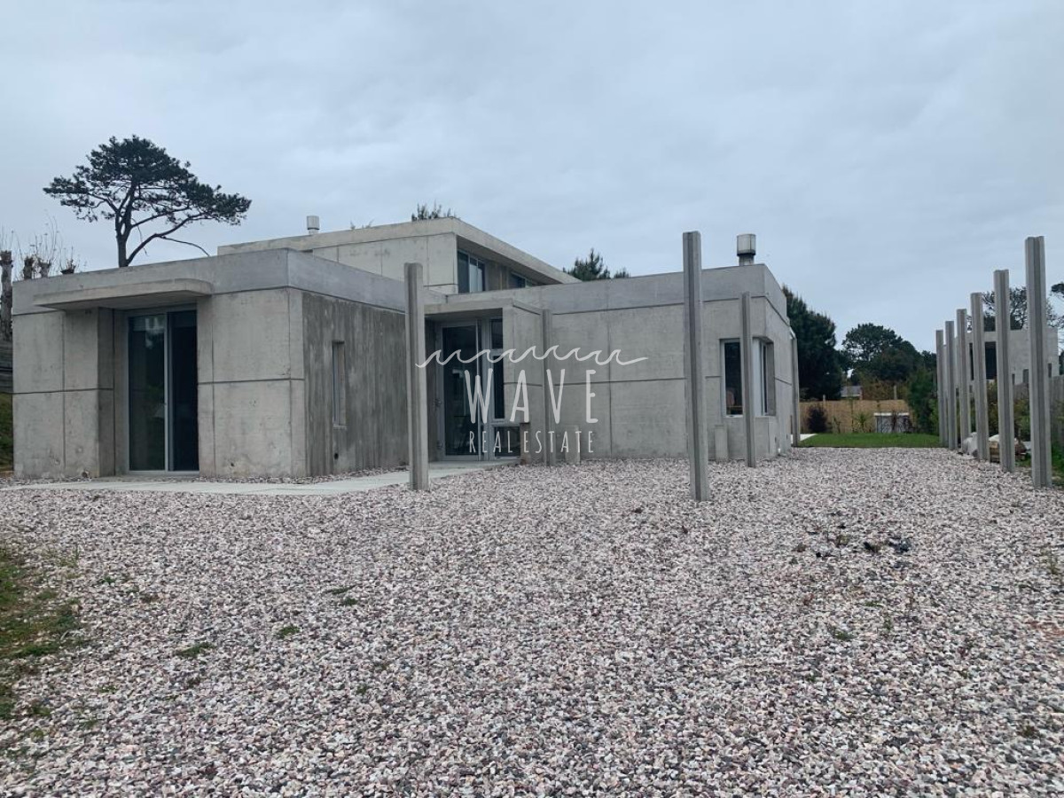 Casa ID.4891 - Alquiler Casa Barrio privado Punta del Este, temporada 2025