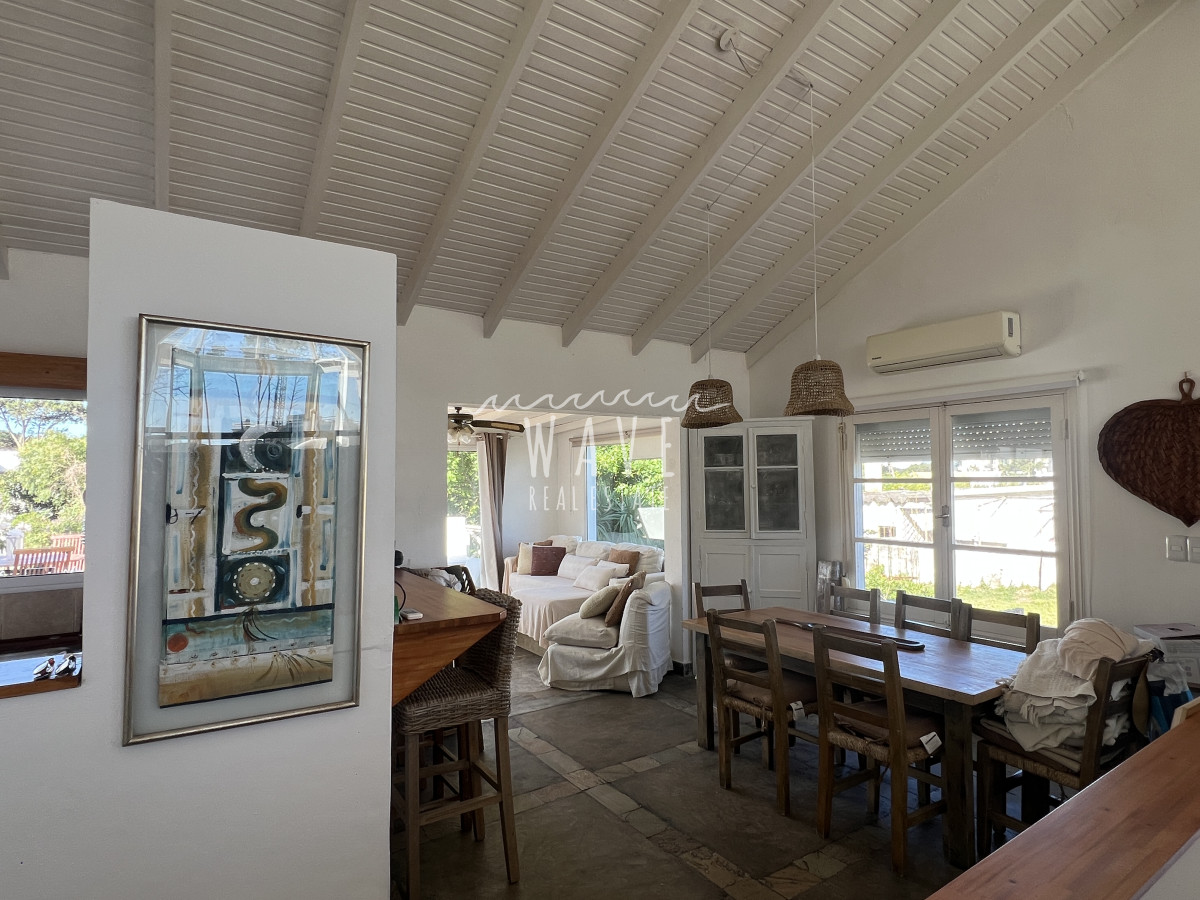 Casa ID.5149 - Casa en alquiler temporada mansa parada 43 primera línea 