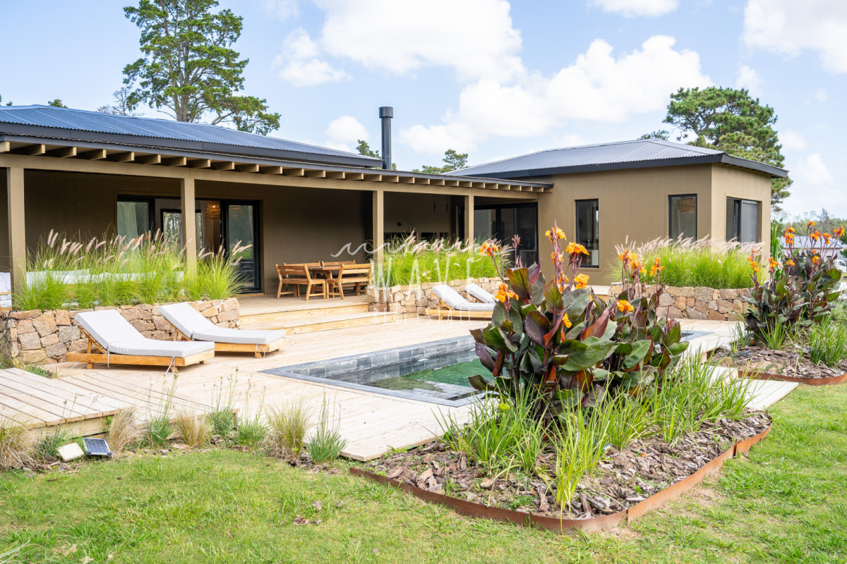 Casa ID.5413 - Venta Alquiler Casa 4 dormitorios Puerto Quetzal La Barra 