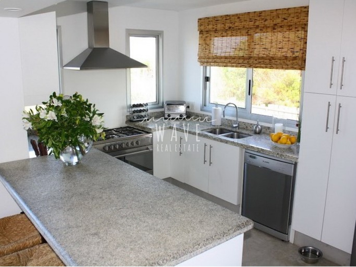 Casa ID.971 -  Alquiler casa de 2 dormitorios en Suite + servicio A UNA CUADRA DE LA PLAYA en José Ignacio.